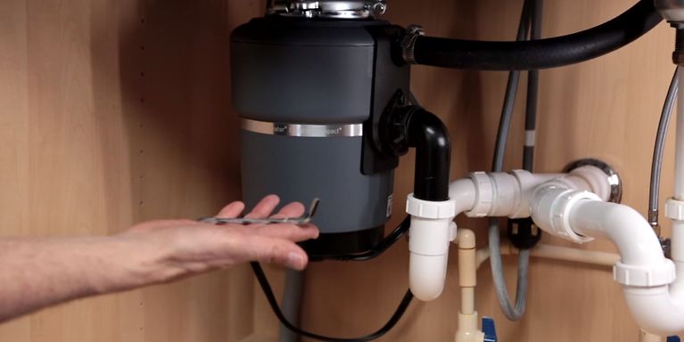things-from-thanksgiving-dinner-to-not-put-down-garbage-disposal-clogged-drain
